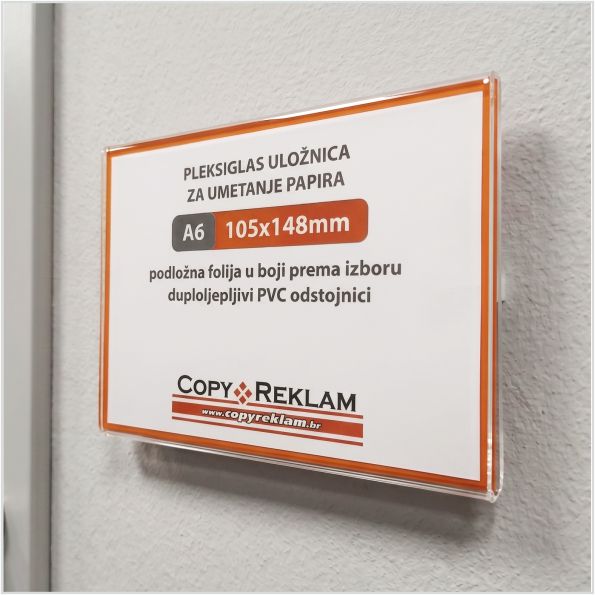 Pleksiglas uložnica s PVC odstojnicima